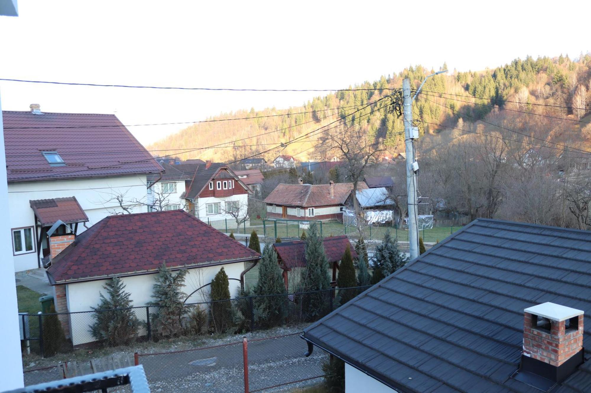 White House Moieciu Otel Moieciu de Jos Dış mekan fotoğraf